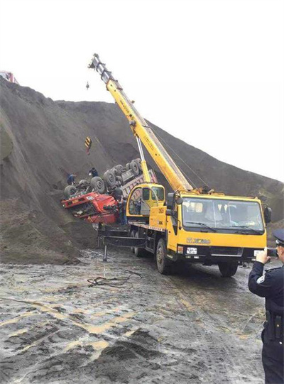 定州上犹道路救援